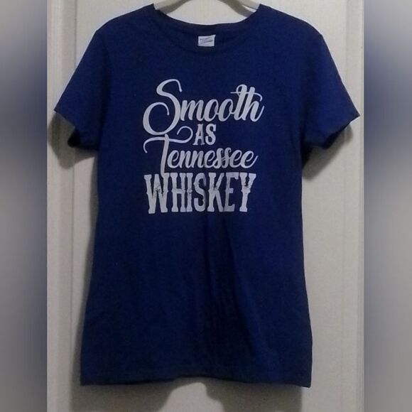 Smooth as Tennessee Whiskey T-Shirt - Women’s Small - Picture 1 of 2